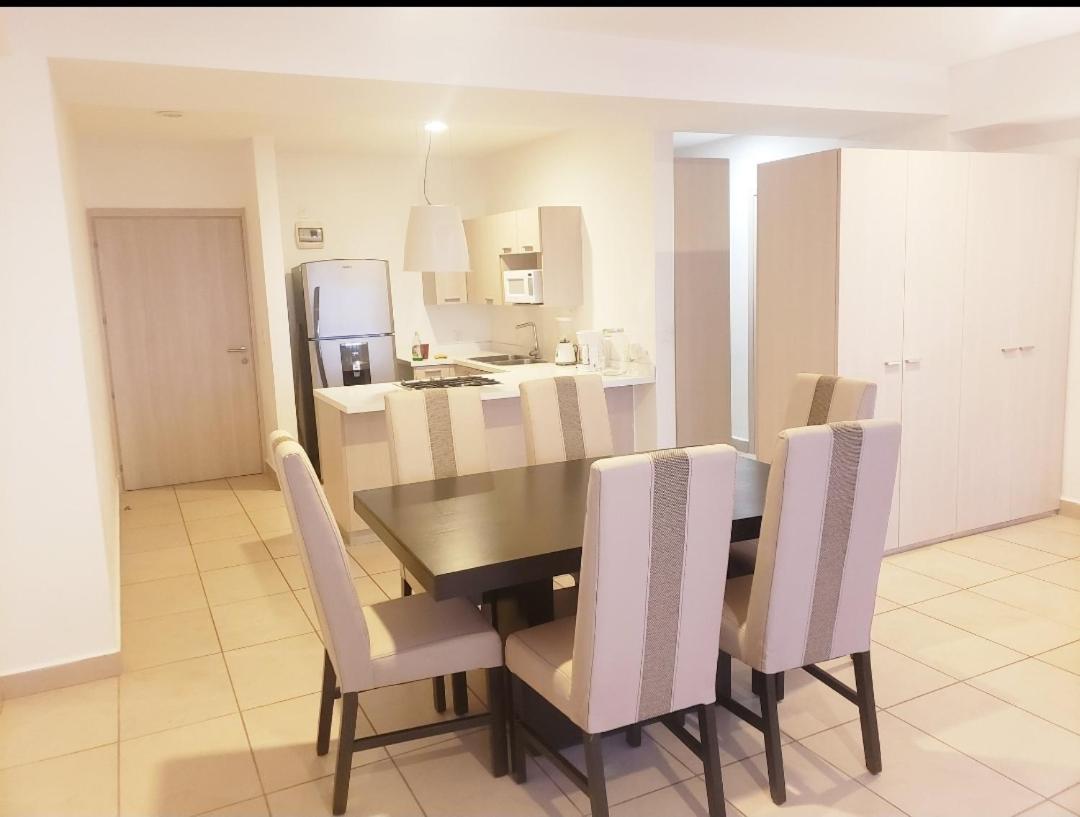 The Carso Alameda Premium Lofts Aparthotel Kota Meksiko Bagian luar foto